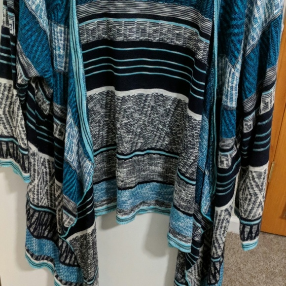 CJ Banks sweater - Picture 5 of 5